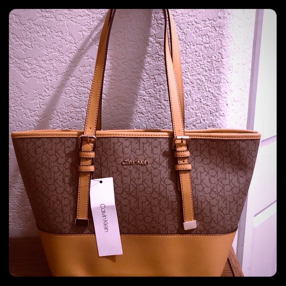 Calvin Klein Tote! 🌟BRAND NEW🌟